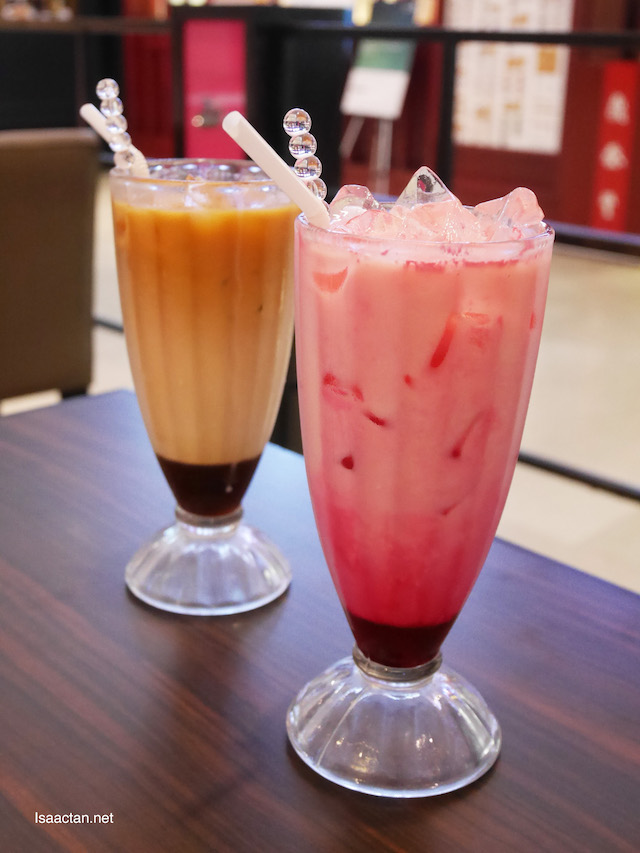 Specialty drinks, 3-layer tea and 3-layer soda bandung