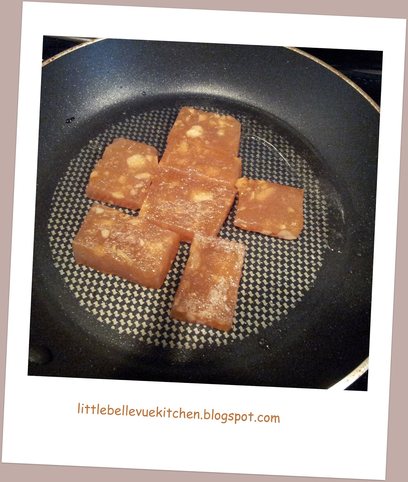 Little Bellevue Kitchen Water Chestnut Cake (马蹄糕)