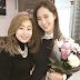 Check out SNSD Yuri's beautiful photo with her make-up artist