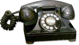 IT IN MY LIFE: DESK TELEPHONES