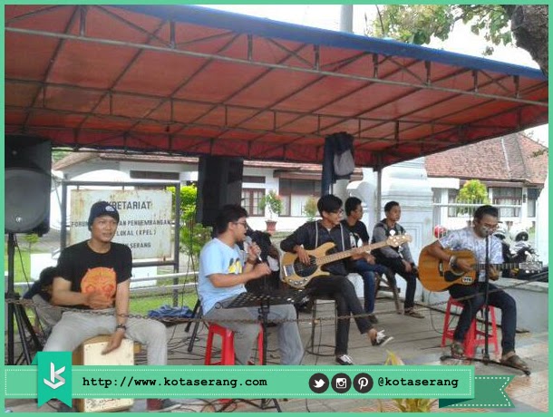 Live Music Perform By @Stayup_ina & AwraBandID Live Music Perform By @Stayup_ina & AwraBandID
