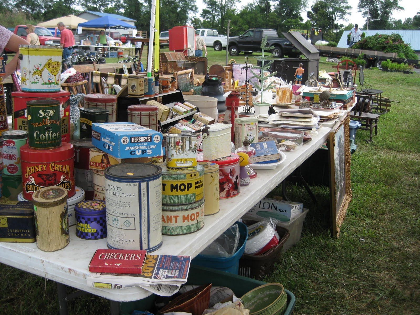 Life In Smirleyworld Hwy 127 Yard Sale