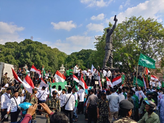 #SaveMadrasah NU Jateng Turun Aksi Tolak FDS si Kampung Jokowi