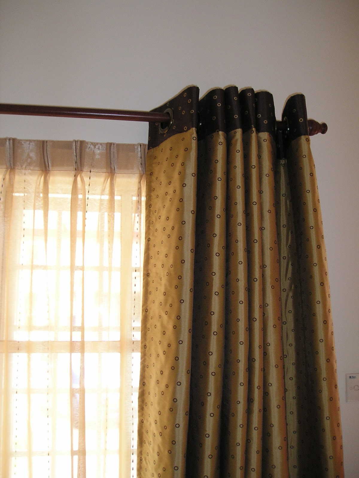 Curtain And Home Furnishings: Curtain Design - Eyelet