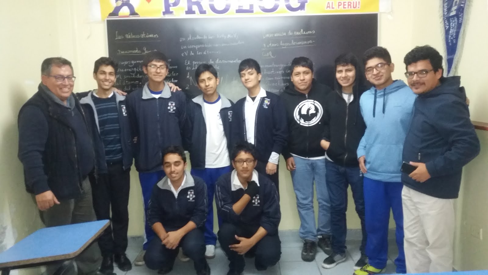 CAMPEONES NACIONALES DE LAS OLIMPIADAS PERUANAS DE BIOLOGÍA Y FÍSICA 2017.