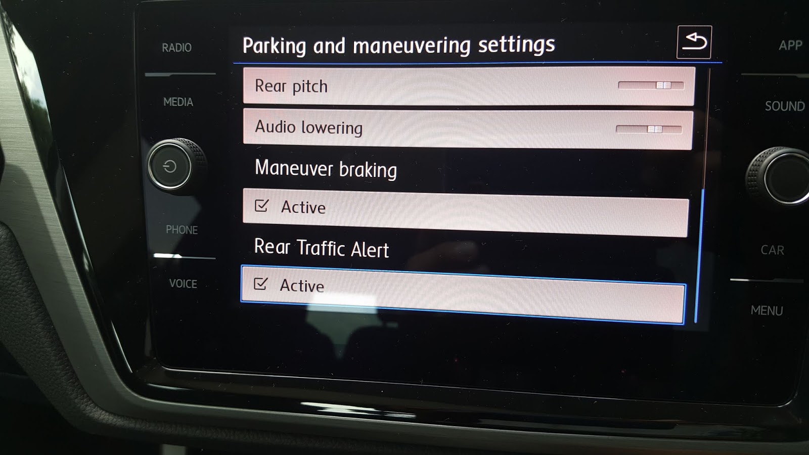 CBX RNS510 & Accessories Optical Parking System OPS on New Touran V4