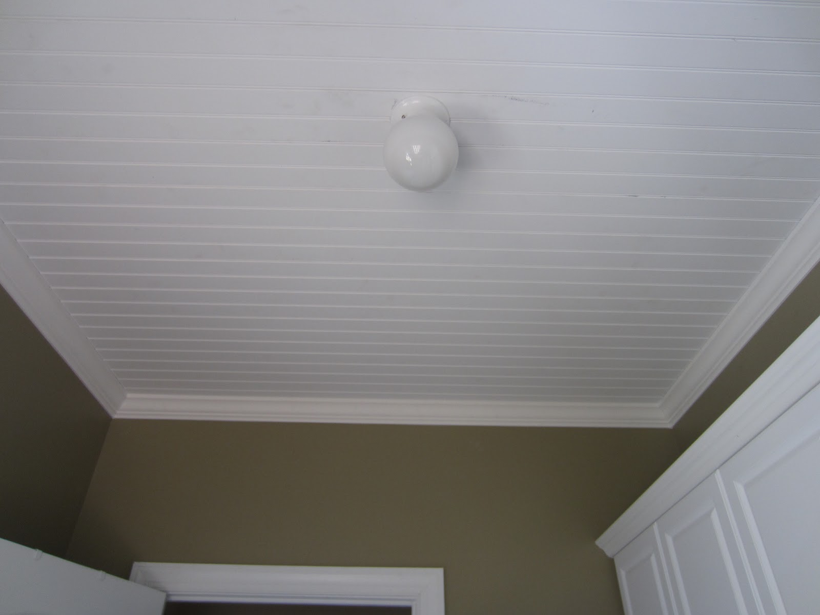 How to Paint a Beadboard Ceiling Calypso in the Country