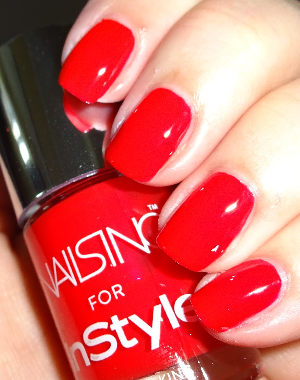 Wendy's Delights Flower & Heart Adhesive Nail Stickers from Nail Art UK