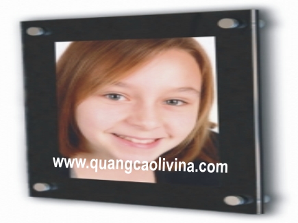 http://quangcaolivina.com/products.asp?subid=74&khung-mica.htm
