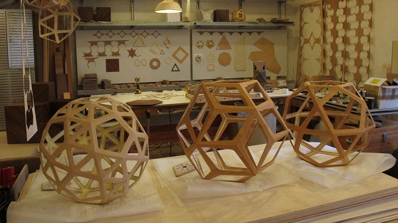 figura geometrica de madera