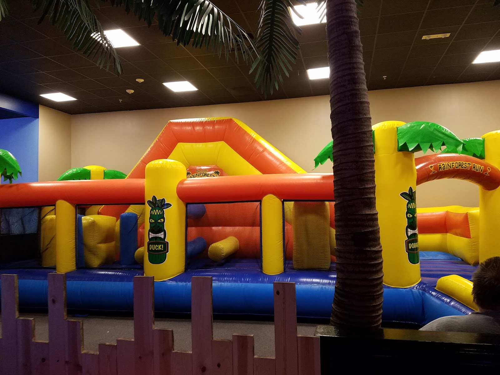 Play St. Louis Kokomo Joe's, St. Peters