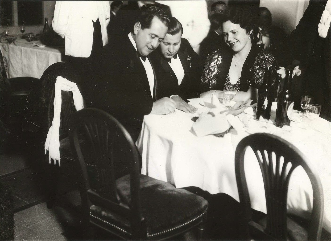 MEDELLIN ANTIGUO Y SU MUSICA ALFONSO ORTIZ TIRADO Exitos de Ortiz Tirado