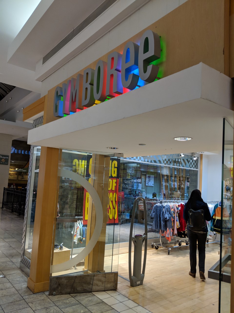 crazy 8 montgomery mall