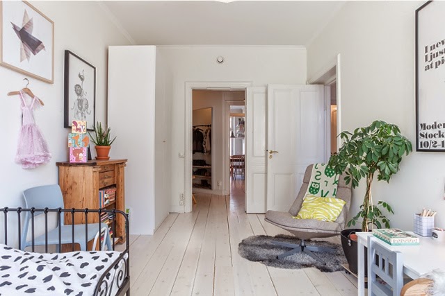 habitacion-neutra-blanco-madera-infantil-tutu