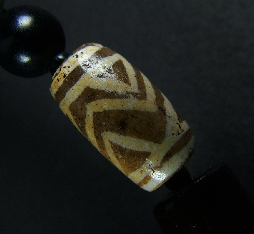 Tibetan dZi and other Himalayan Beads What is a dZi bead?