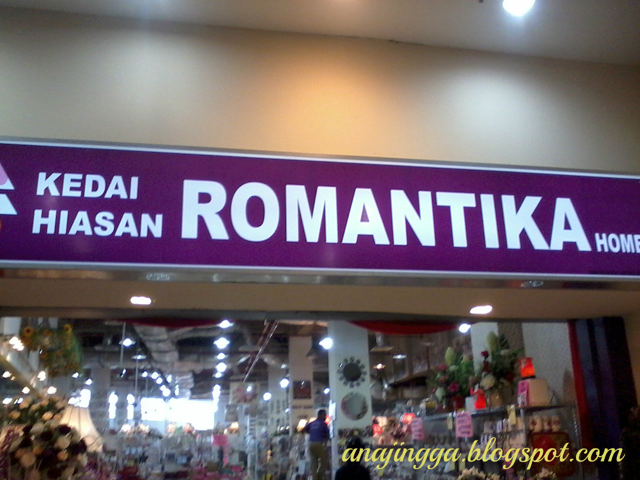 Kedai Romantika - Selayang Mall - anajingga