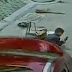 Aυτοκίνητο παρασέρνει νεαρό αγόρι στην Κίνα[ΒΙΝΤΕΟ]
