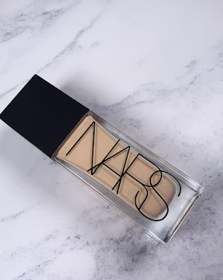 NARS Tinted Glow Booster