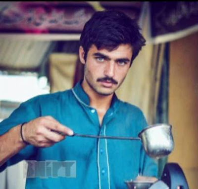सोशल मीडिया ने बदल दी एक पाकिस्तानी चाय वाले की किस्मत - पढिये ऐसा कैसे संभव हुआ