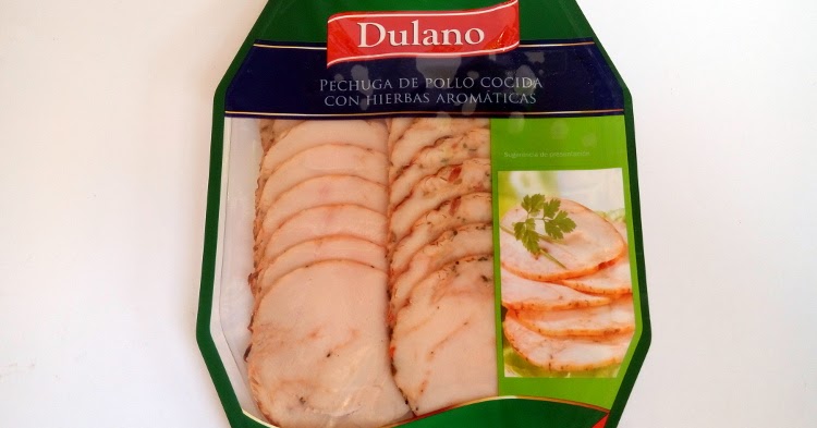 calorias de una pechuga de pollo cocida