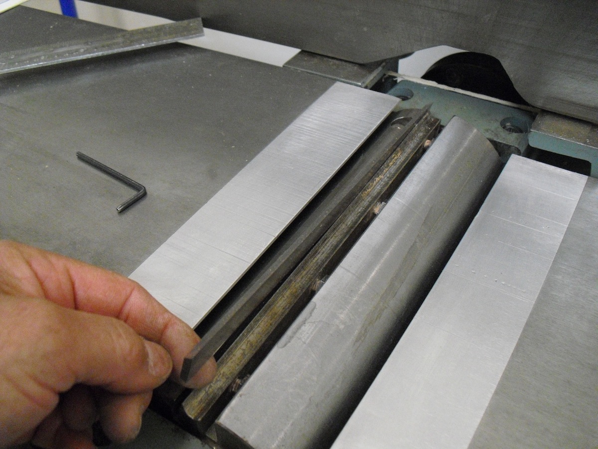 Let's Talk Wood Changing Jointer Blades