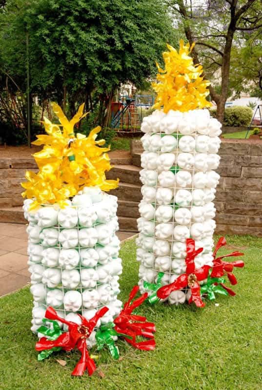 muñecos de navidad en botellas plasticas