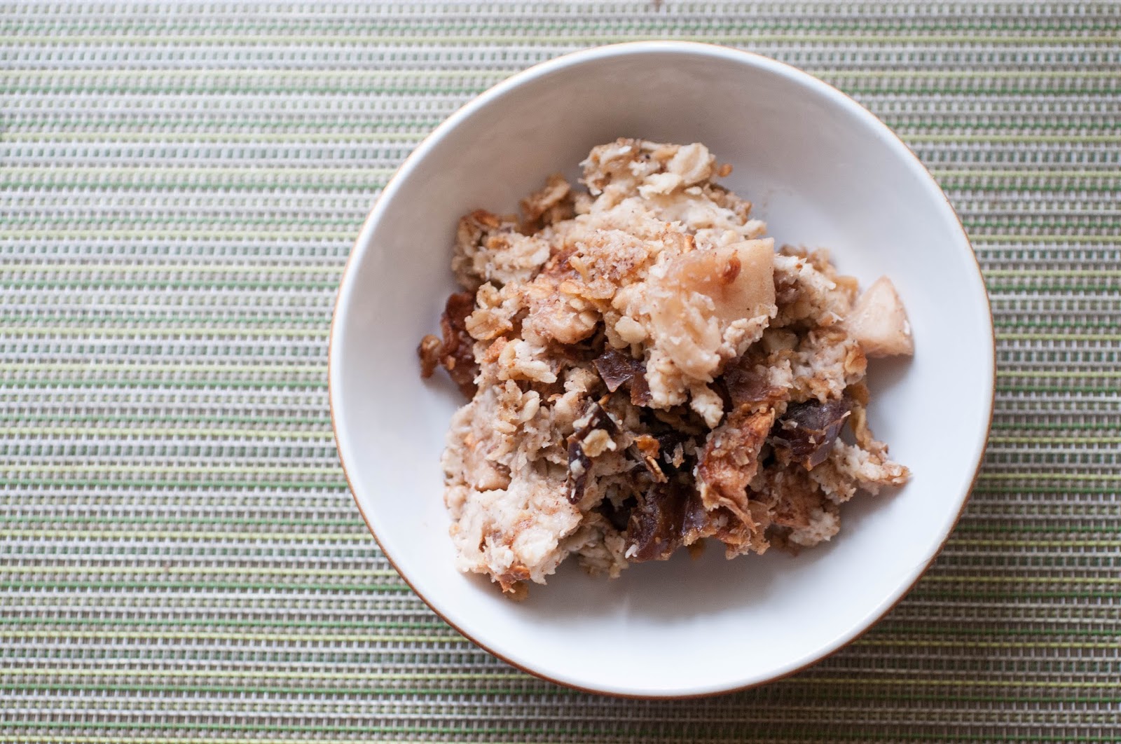Of the Kitten Kind Slow Cooker Apple Crumble Porridge x