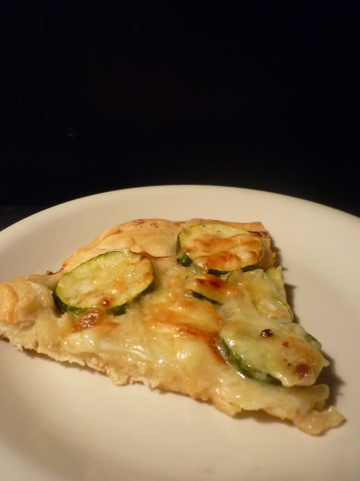 estrellacanela: Pizza Bianca mit Ziegenkäse und Zucchini