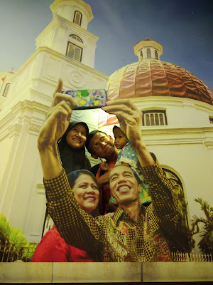 Wefie Kekinian Bareng Keluarga di Old City 3D Trick Art Museum Kota Lama Semarang