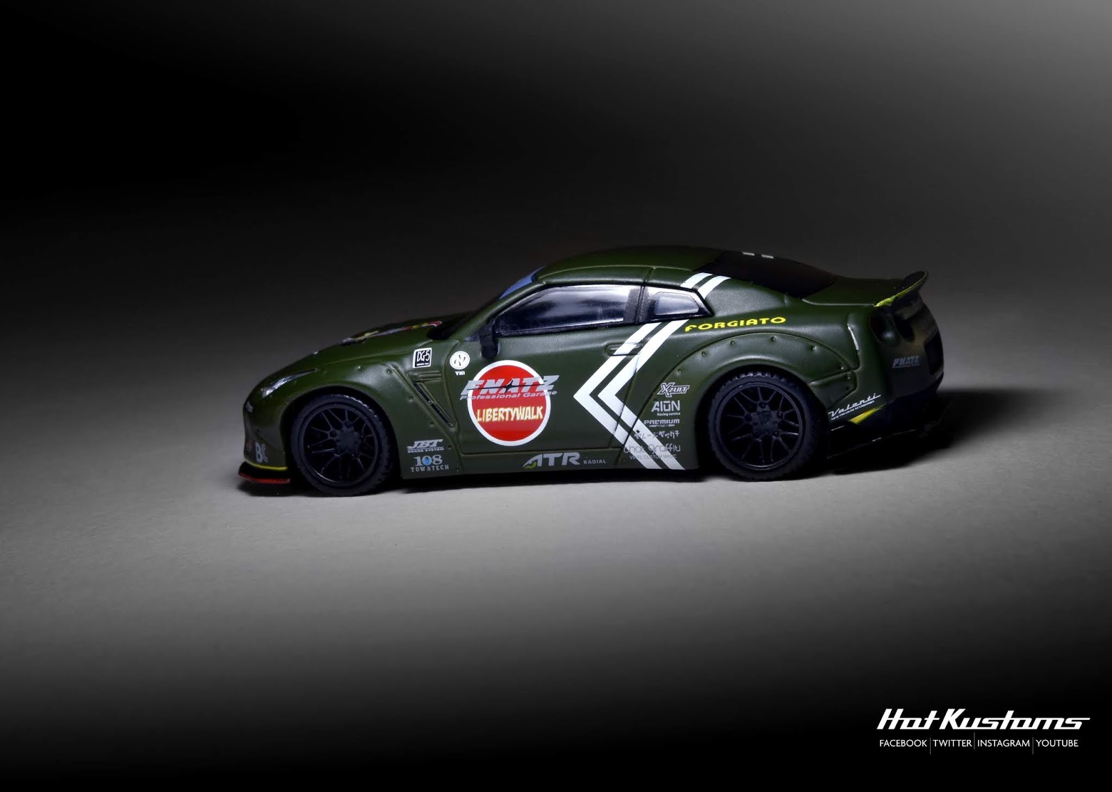 Hot Kustoms Mini Cars Mini Gt Doing It Right