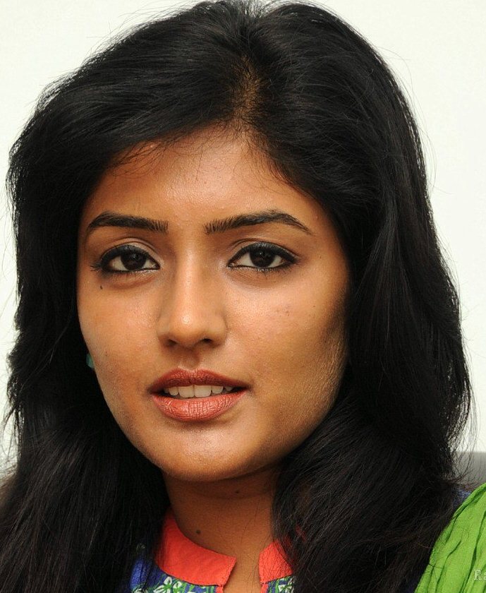 Beautiful Hyderabadi Girl Eesha Rebba Oily Face Close Up Stills