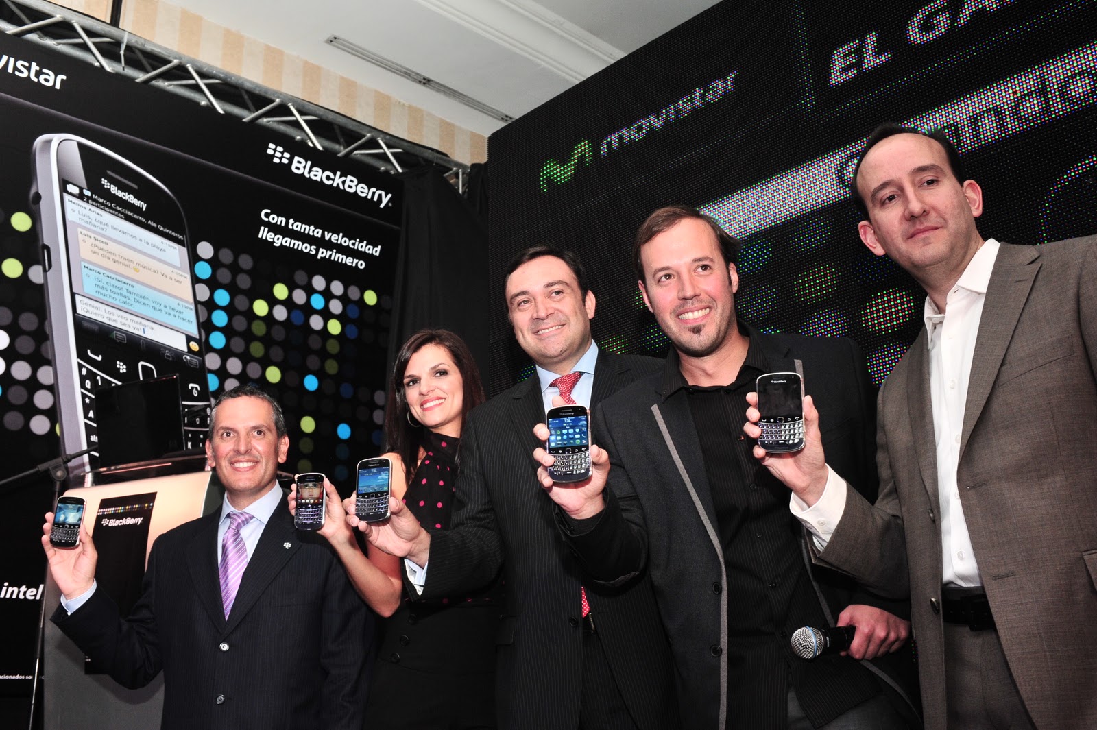 BlackBerry: Telefónica Movistar y RIM presentan nuevos smartphones en México.