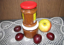 Slyvų chutney Slyvų chutney