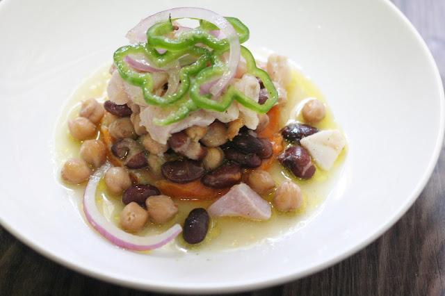 Ceviche de Mero con Garbanzos, Judías Negras  y Puré de Boniato