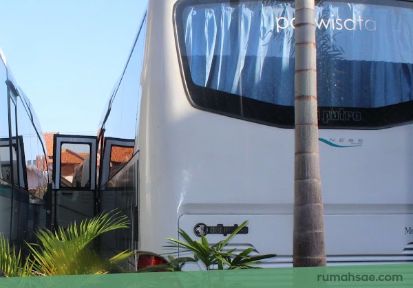 5 Hal tentang Bus Pariwisata yang Perlu Ditanyakan kepada Biro Wisata 5 Hal tentang Bus Pariwisata yang Perlu Ditanyakan kepada Biro Wisata