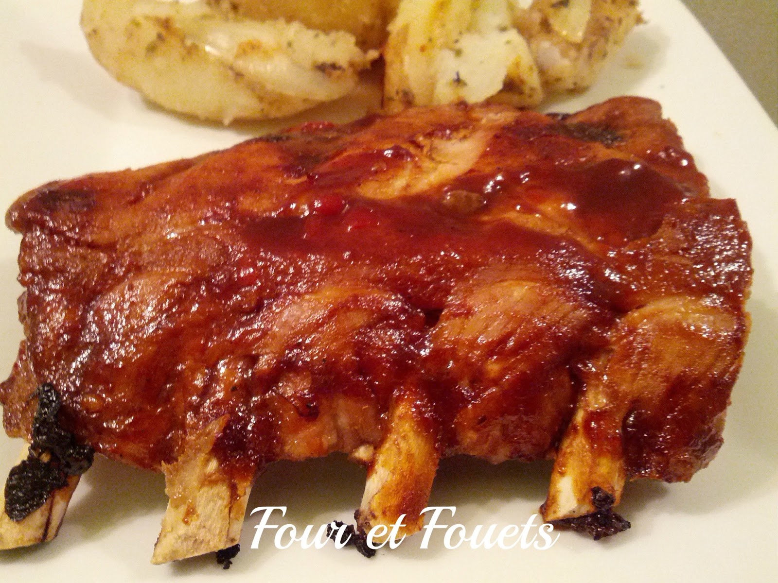 Four et Fouets pour Sara Ribs (travers de porc) à L'Américaine