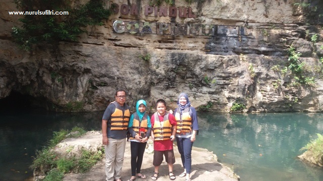 wisata yogyakarta cave tubing goa pindul nurul sufitri blogger social media mom traveling lifestyle