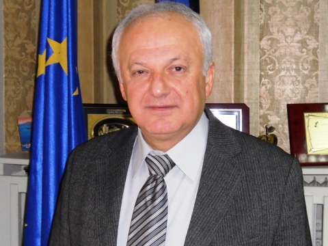 Οι σκόπελοι που θα συναντήσει ως υποψήφιος Δήμαρχος ο Κ. Καραπαναγιωτίδης