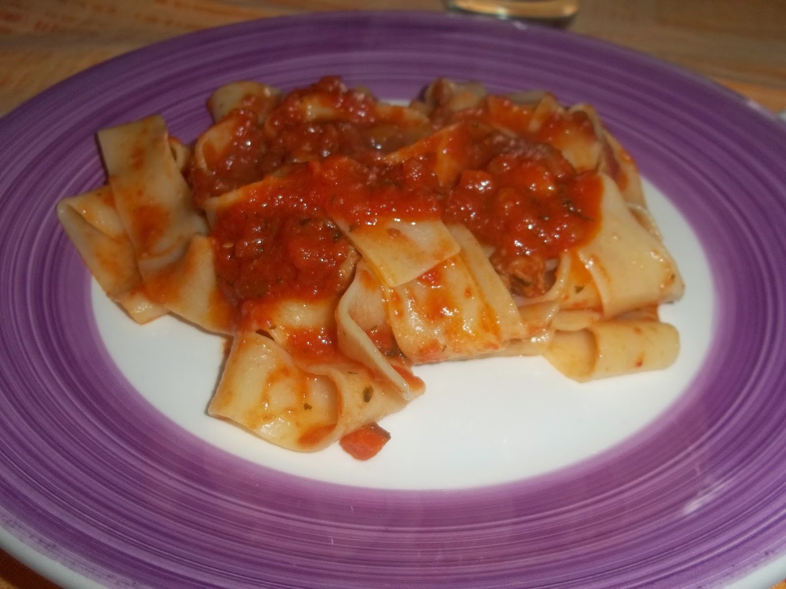 pappardelle pasta panarese alla salsiccia piccante 