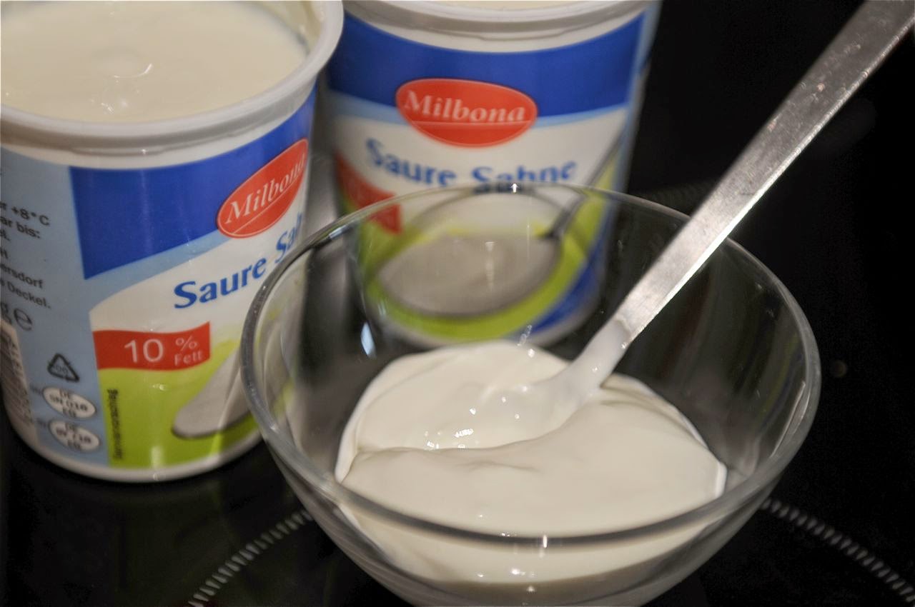 Meike´s cookbooks: Saure-Sahne-Kirschkuchen