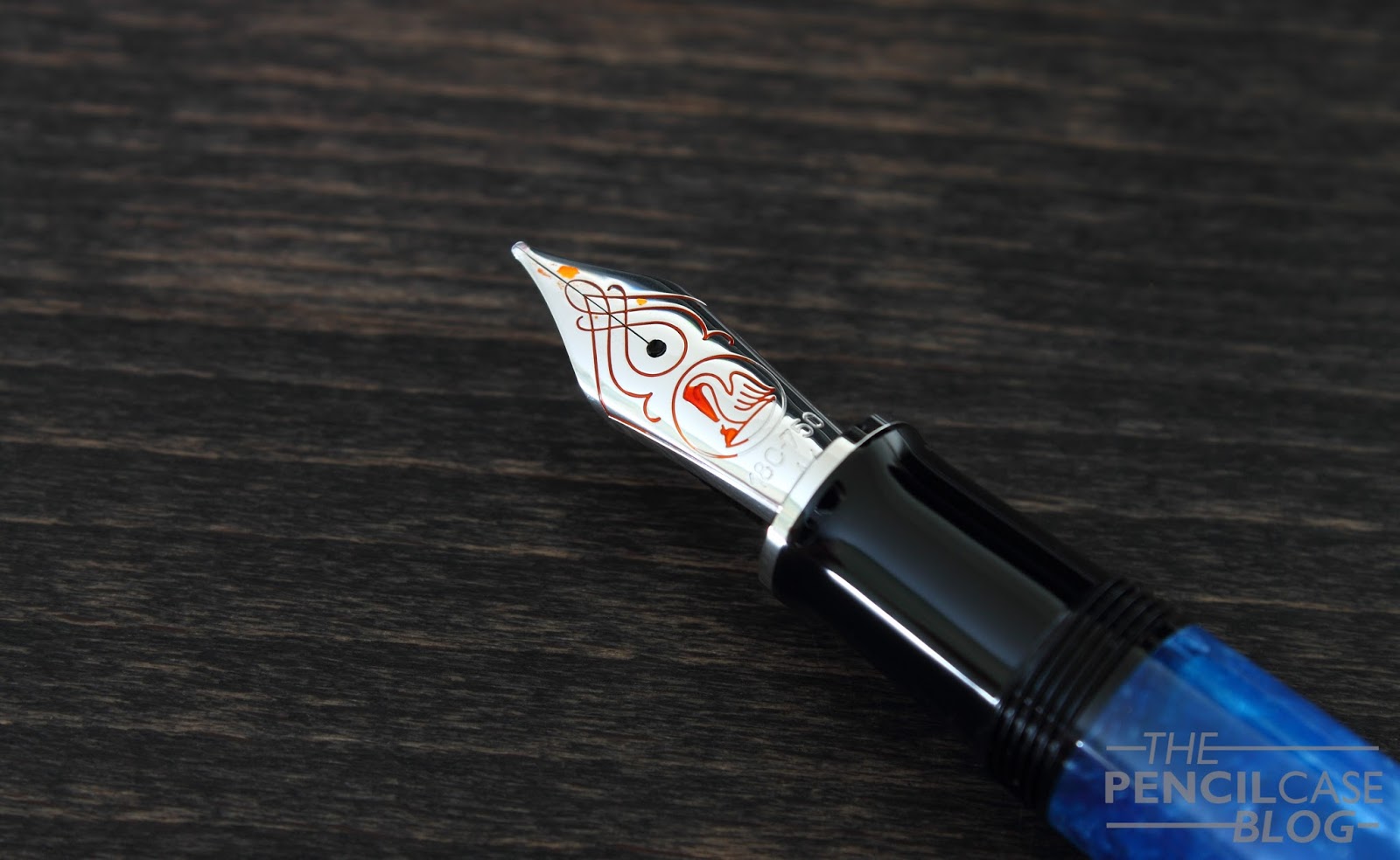 PELIKAN M805 VIBRANT BLUE FOUNTAIN PEN REVIEW The Pencilcase Blog
