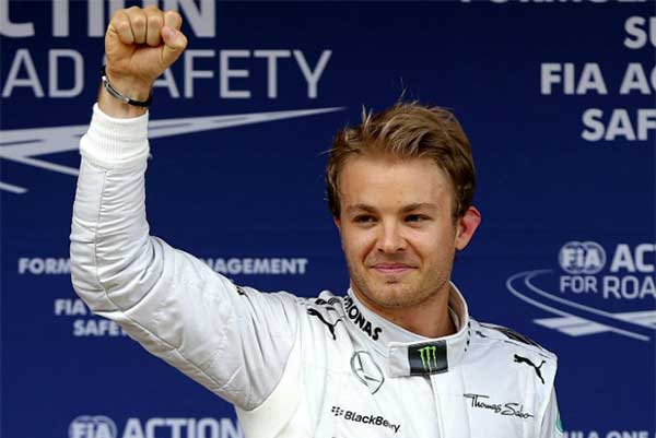 Pole Perdana Rosberg dengan Bayangan Ferrari
