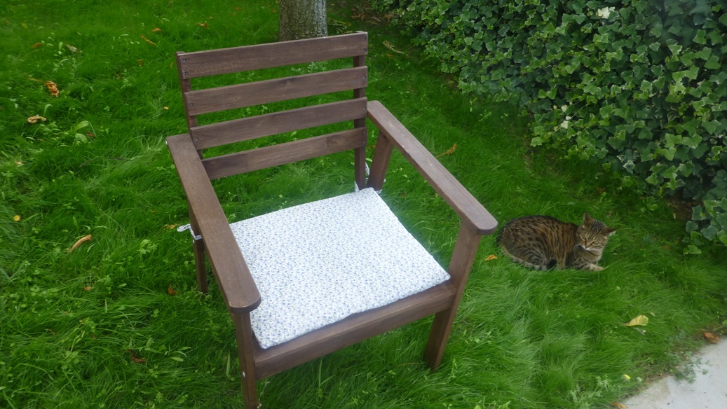 Quilting Buttercup How to make a garden seat cushion