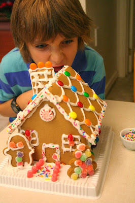 Focus on life ~ A pop of red :: Gingerbread house making, a Christmas tradition :: All Pretty Things