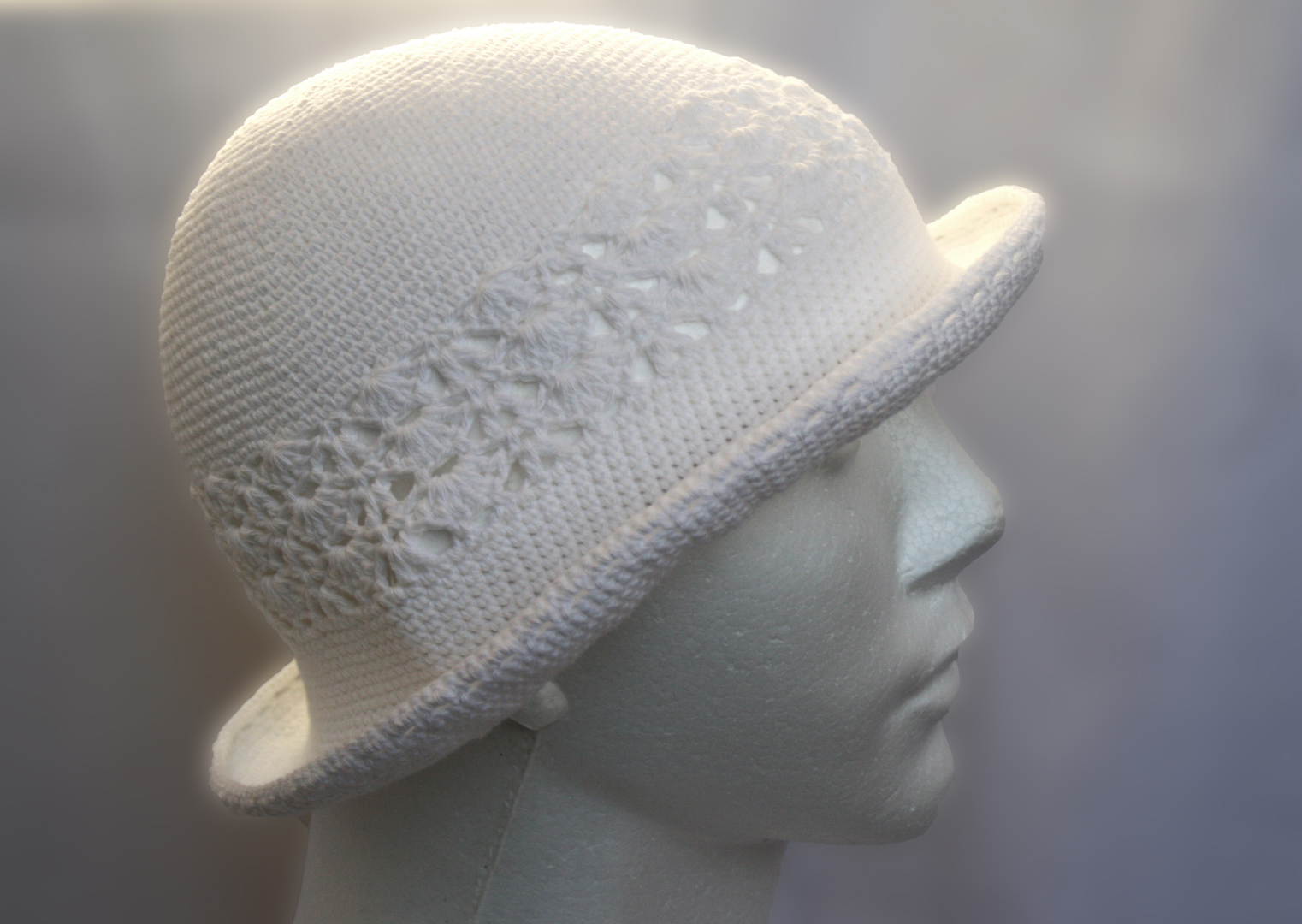 Szydełkowe prace: Crochet sun hat (white). Letni kapelusz zrobiony na