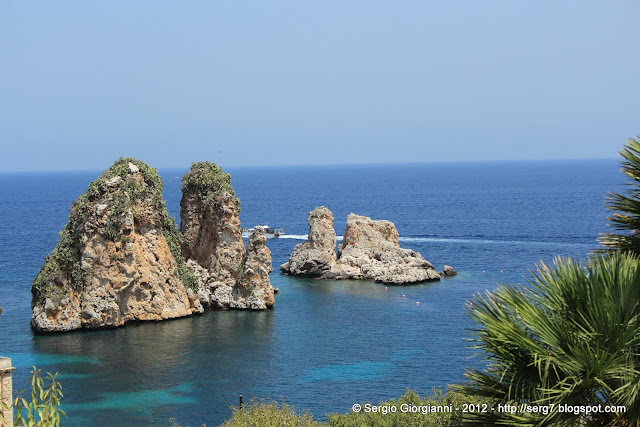 i faraglioni di Scopello