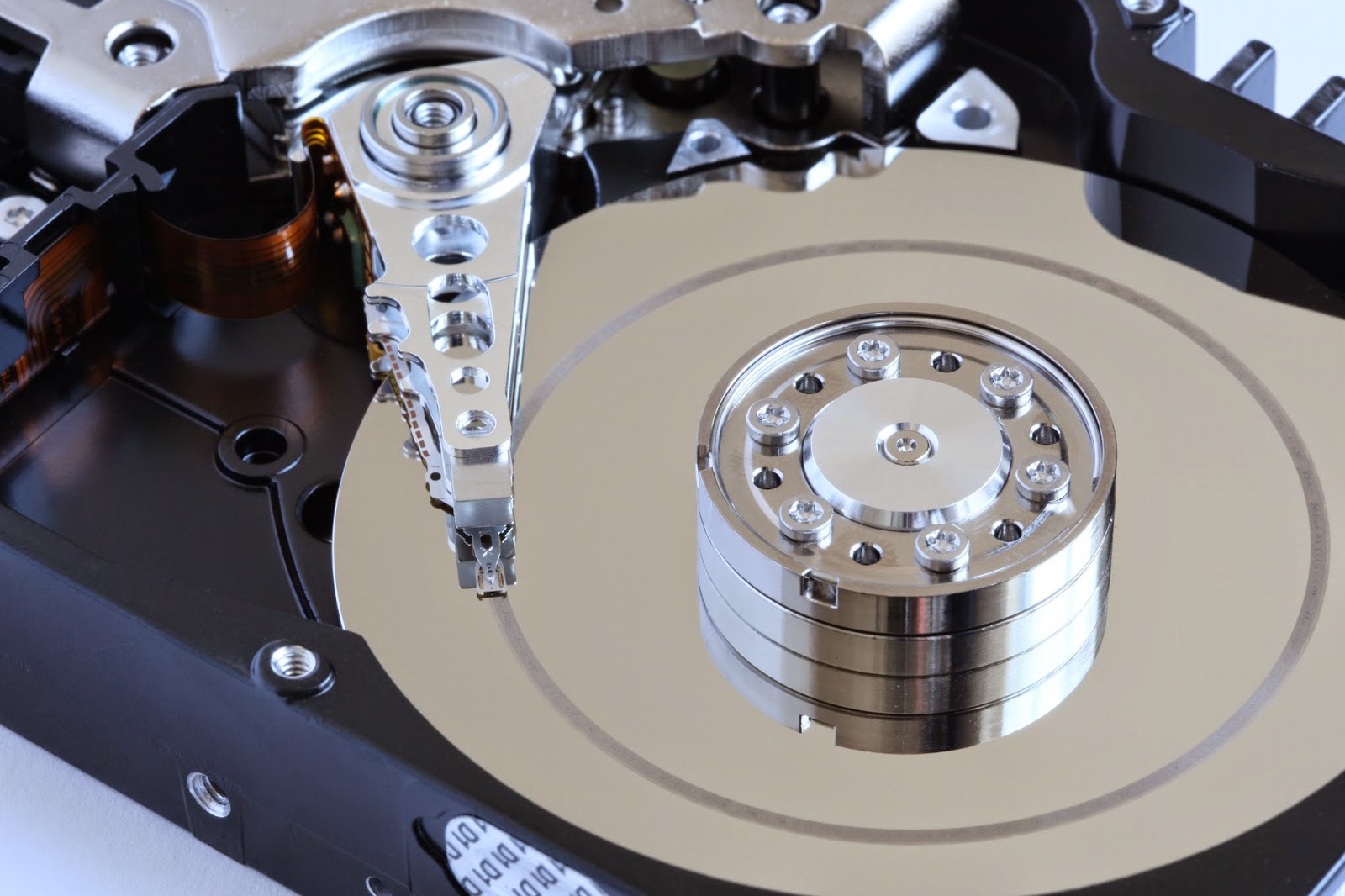 Diskeom, savoir sur le disque dur Fonctionnement du disque dur
