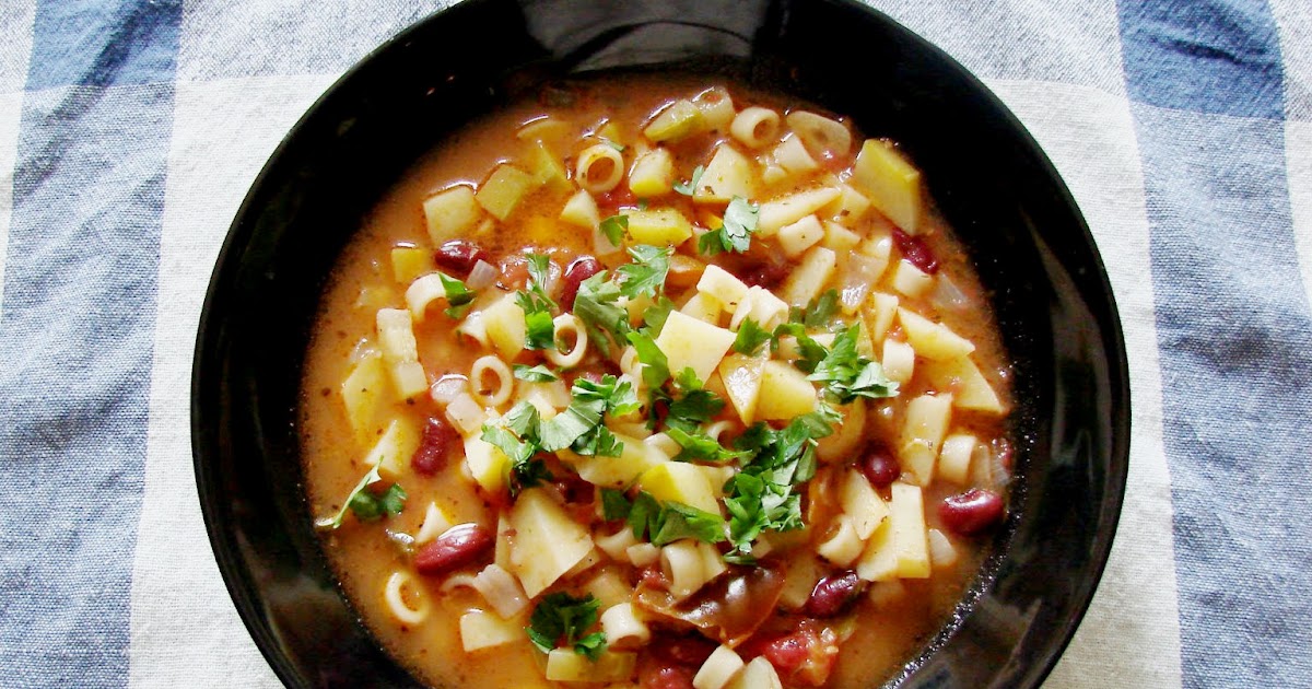 Италианска зеленчукова супа Минестроне