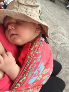 babywearing in hot weather