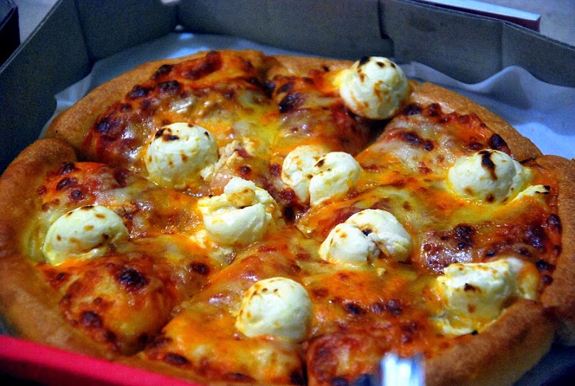 Philippines Cuisine Pizza